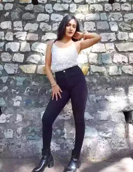 Independent goa escort in stylish outfit